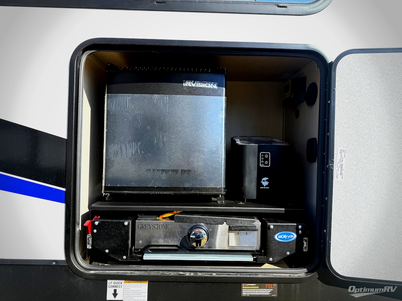 2026 Forest River Vengeance Rogue Armored 32L132 Photo 29