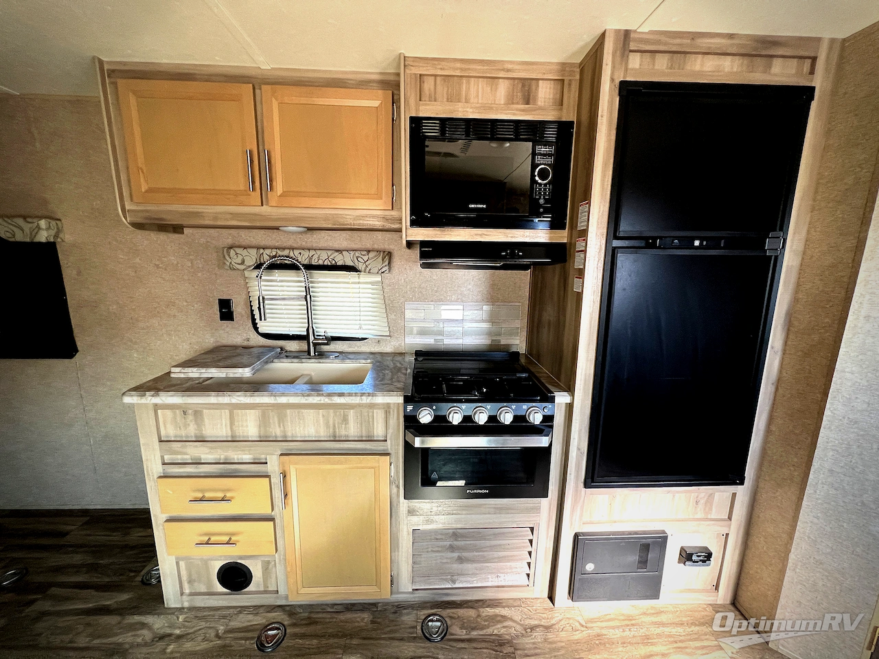 2019 Coachmen Catalina Trail Blazer 26TH Photo 6