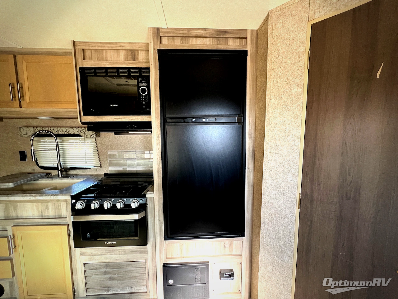 2019 Coachmen Catalina Trail Blazer 26TH Photo 10