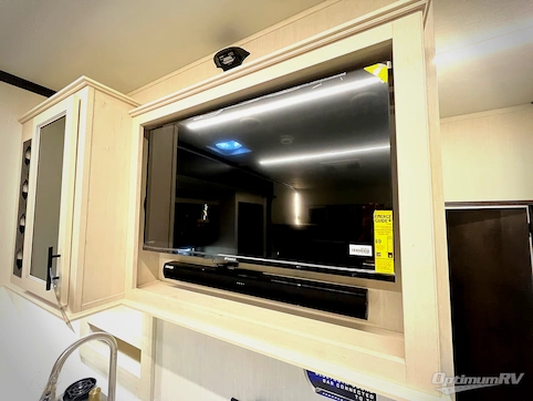 2026 Forest River Vengeance Rogue Armored 26L140 RV Photo 4