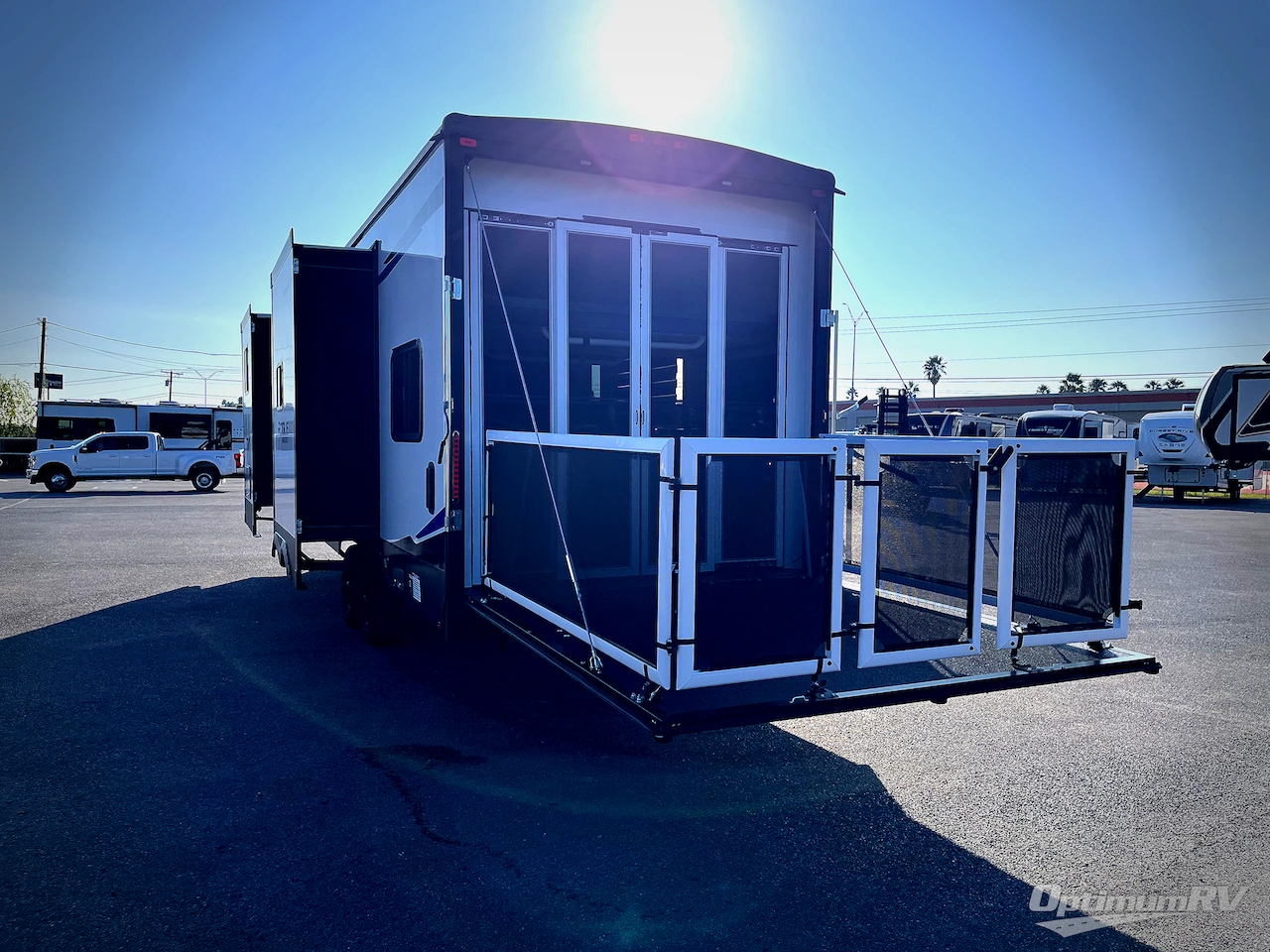 2026 Forest River Vengeance Rogue Armored 26L140 Photo 5