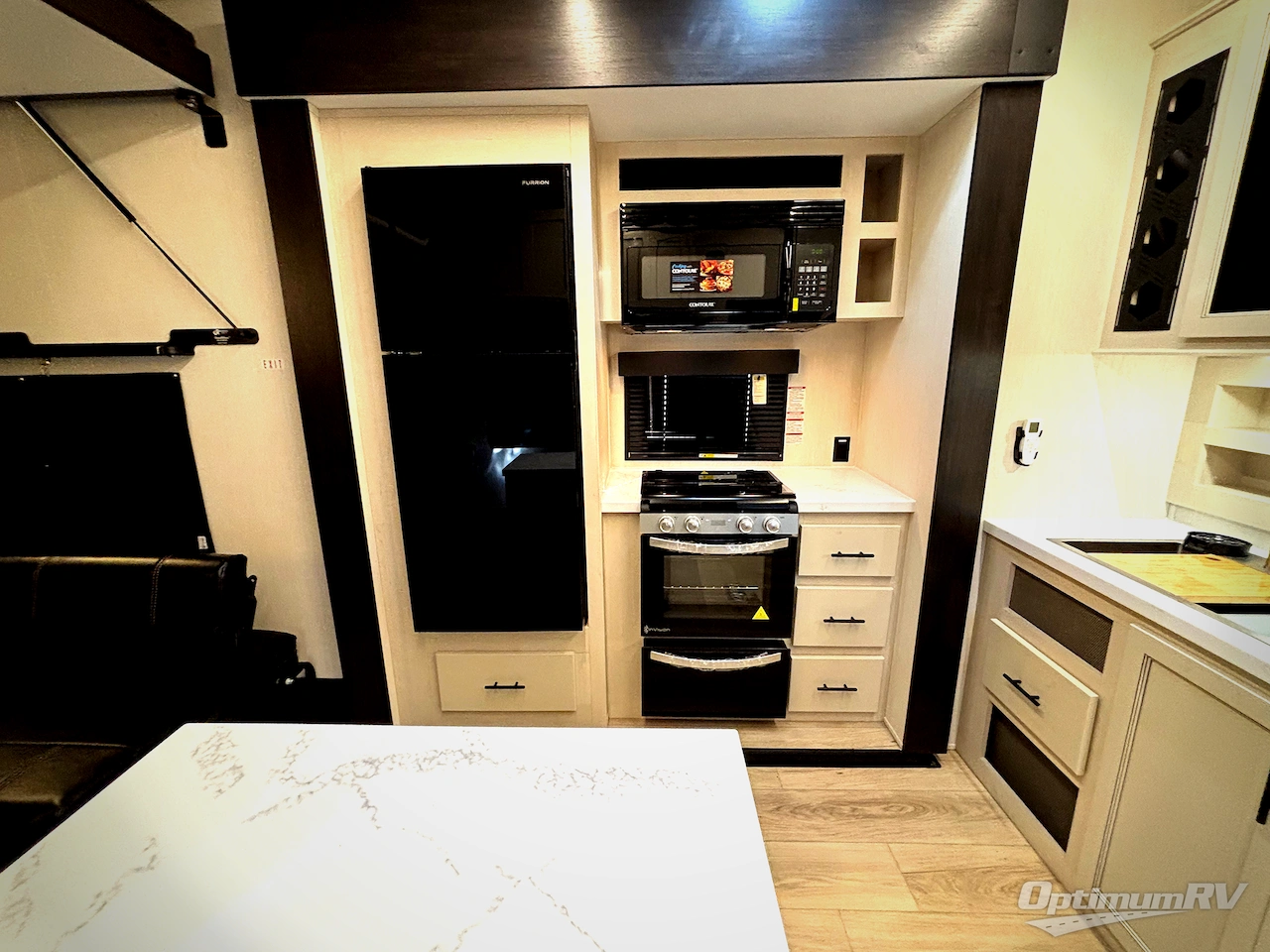 2026 Forest River Vengeance Rogue Armored 26L140 Photo 15