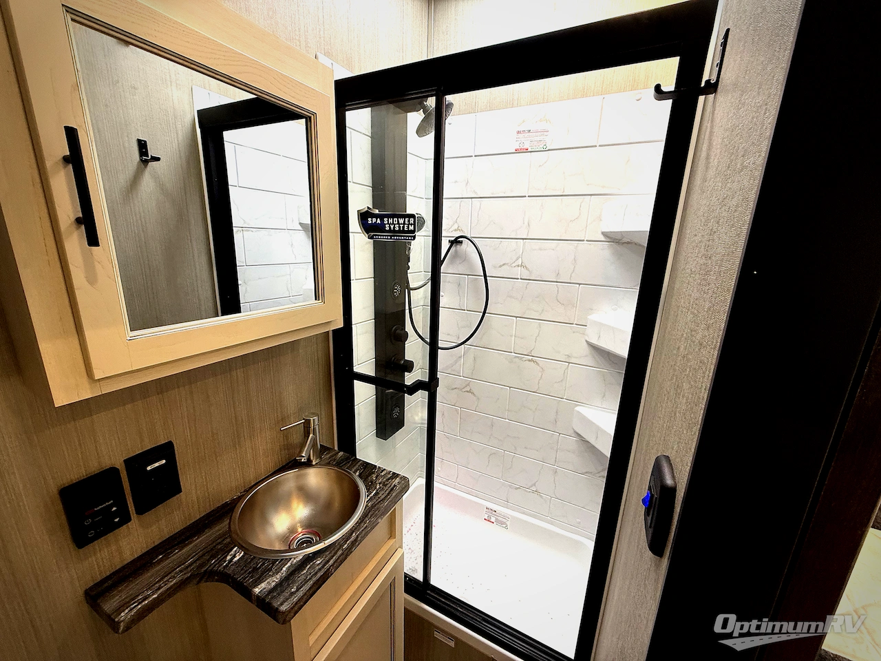 2026 Forest River Vengeance Rogue Armored 25L141 Photo 16