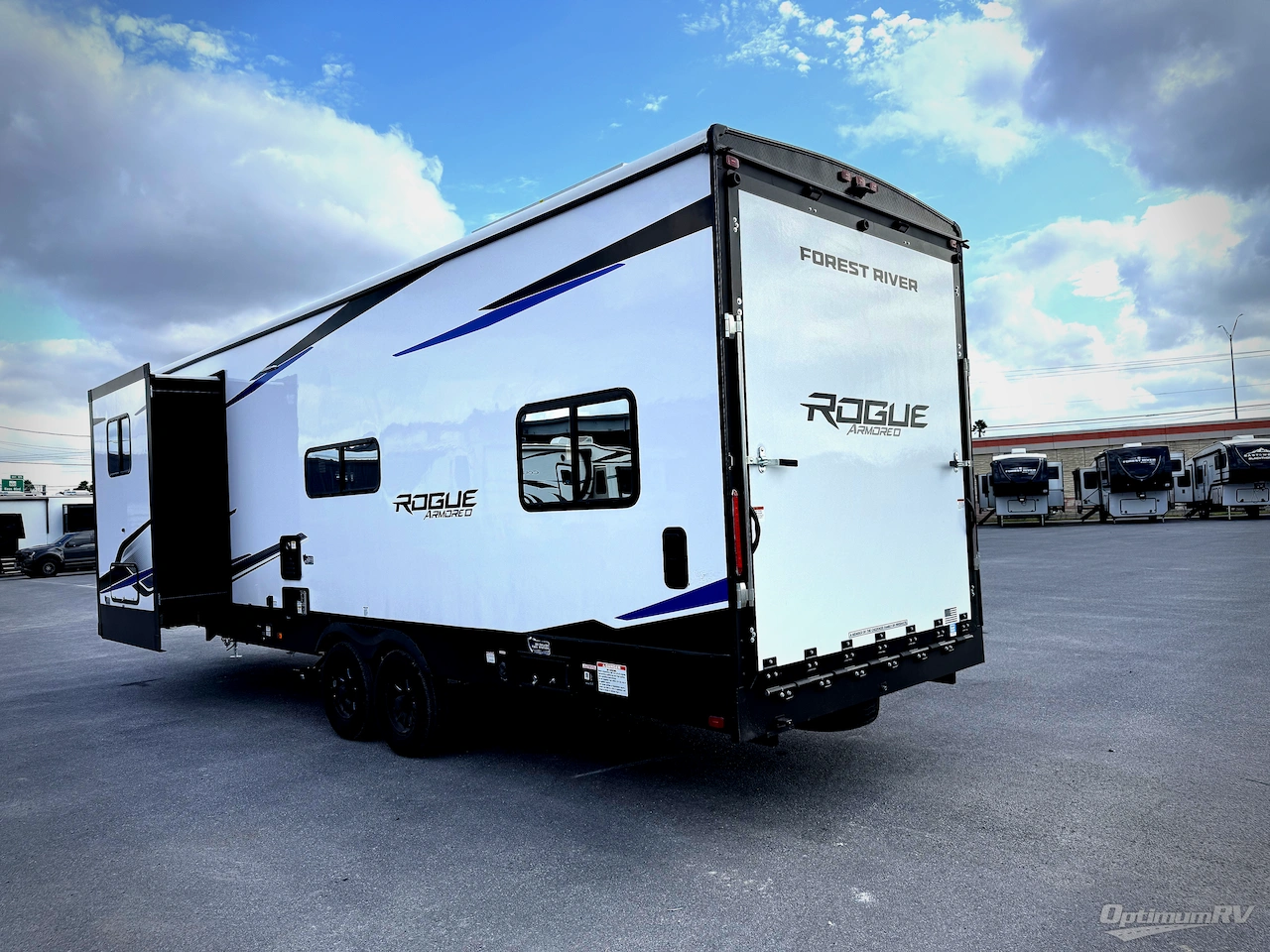 2026 Forest River Vengeance Rogue Armored 25L141 Photo 3