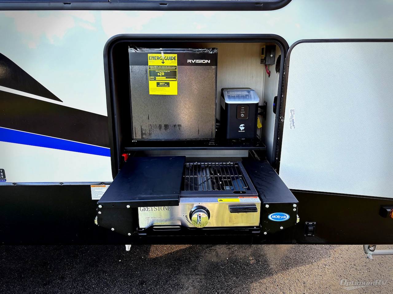 2026 Forest River Vengeance Rogue Armored 26L140 Photo 19