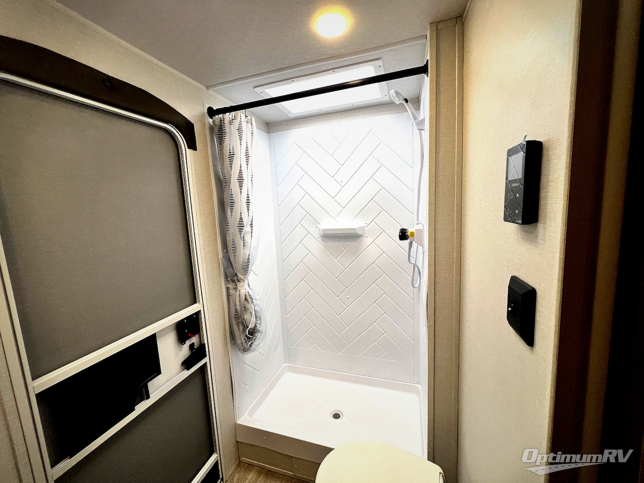 2027 Forest River Wildwood 26DBHD Photo 19