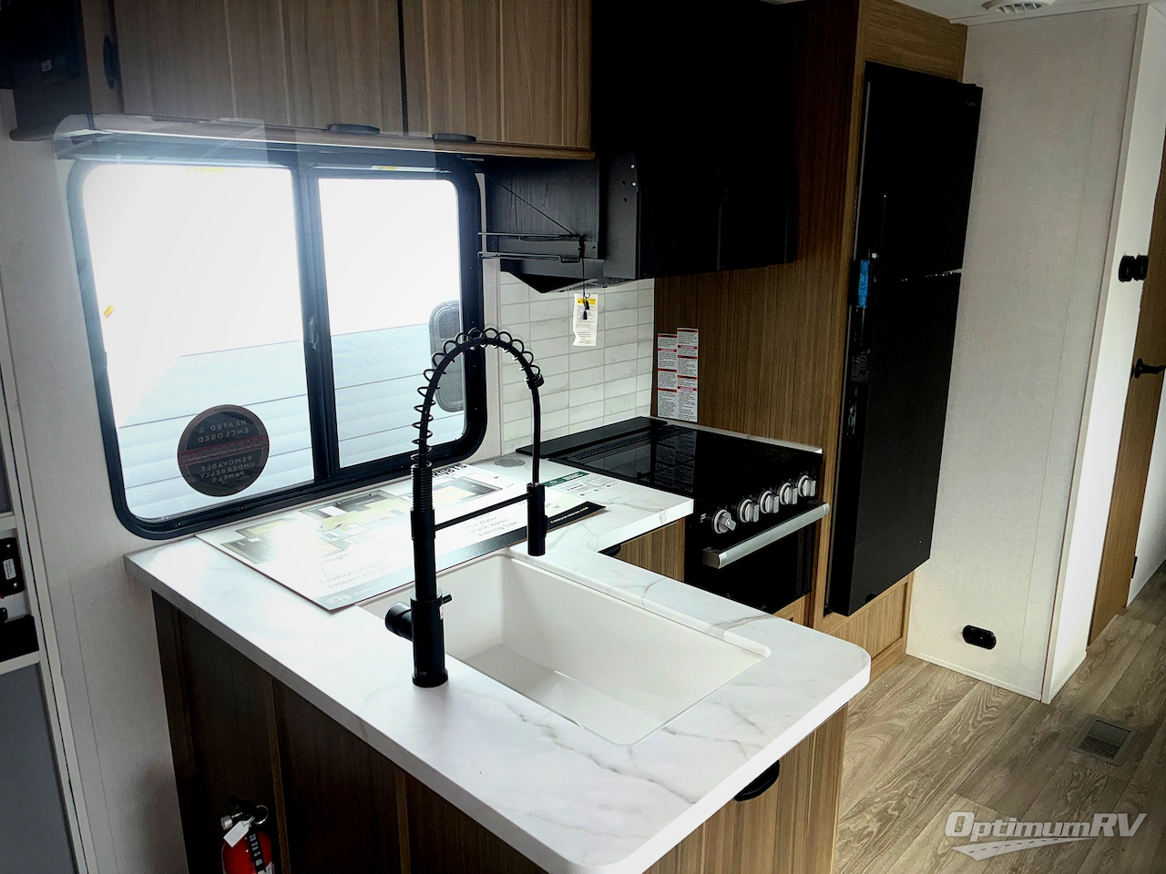 2026 Forest River Wildwood 31KQBTS Photo 8