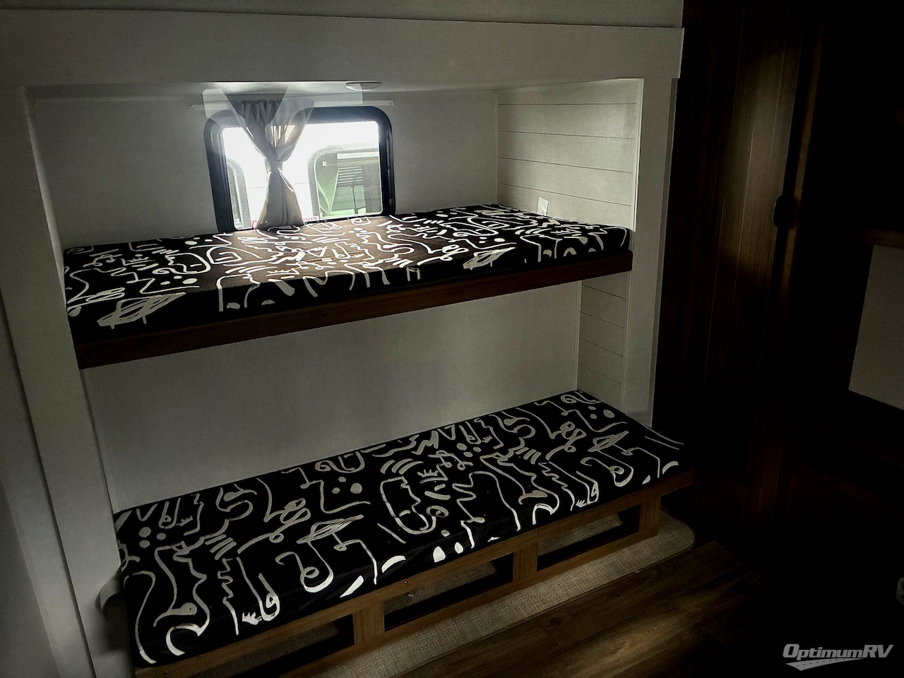 2026 Forest River Wildwood 31KQBTS Photo 9