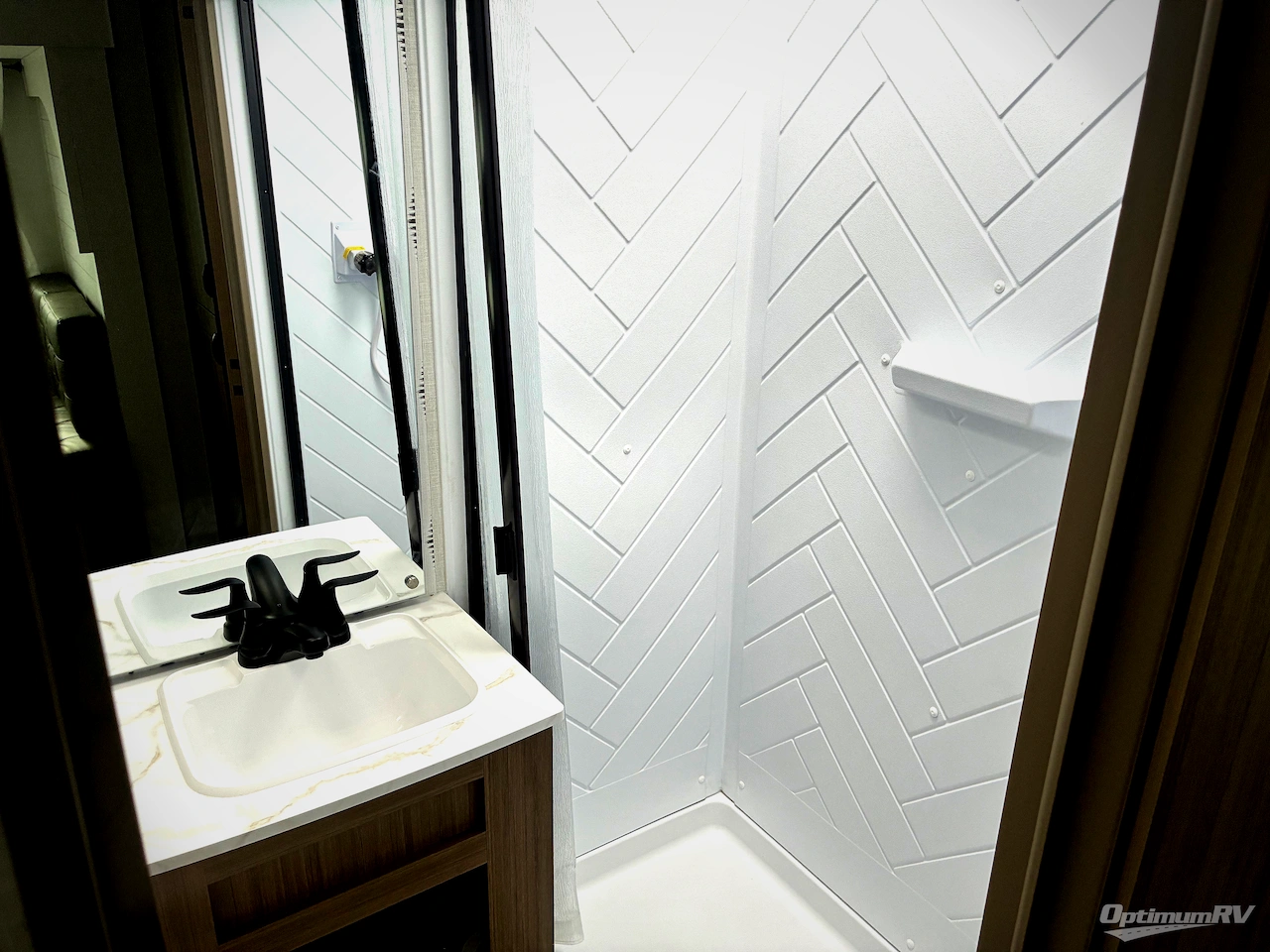 2026 Forest River Wildwood 31KQBTS Photo 16