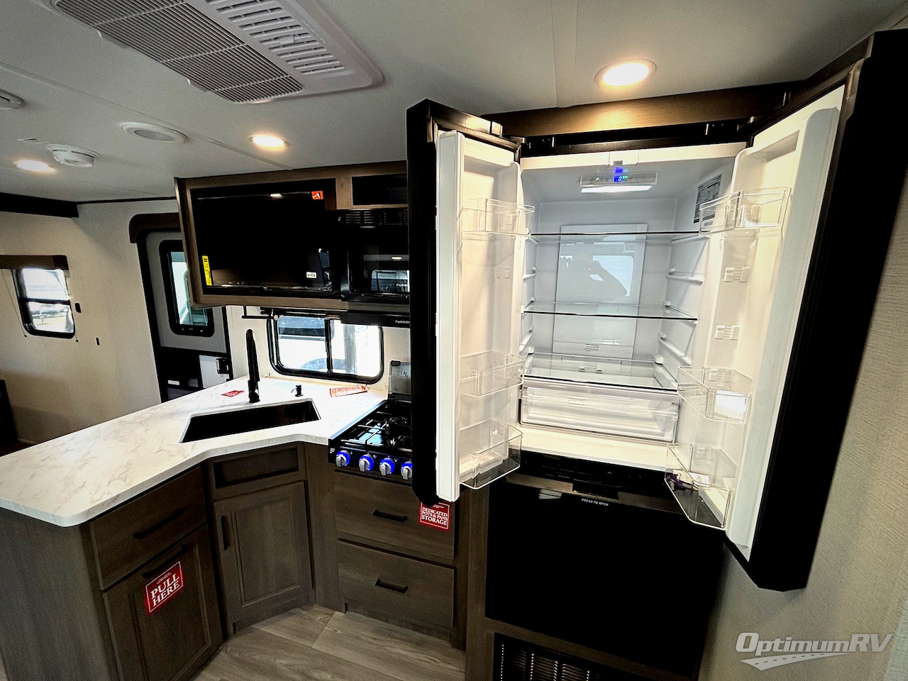 2026 Grand Design Transcend 325BHT Photo 10