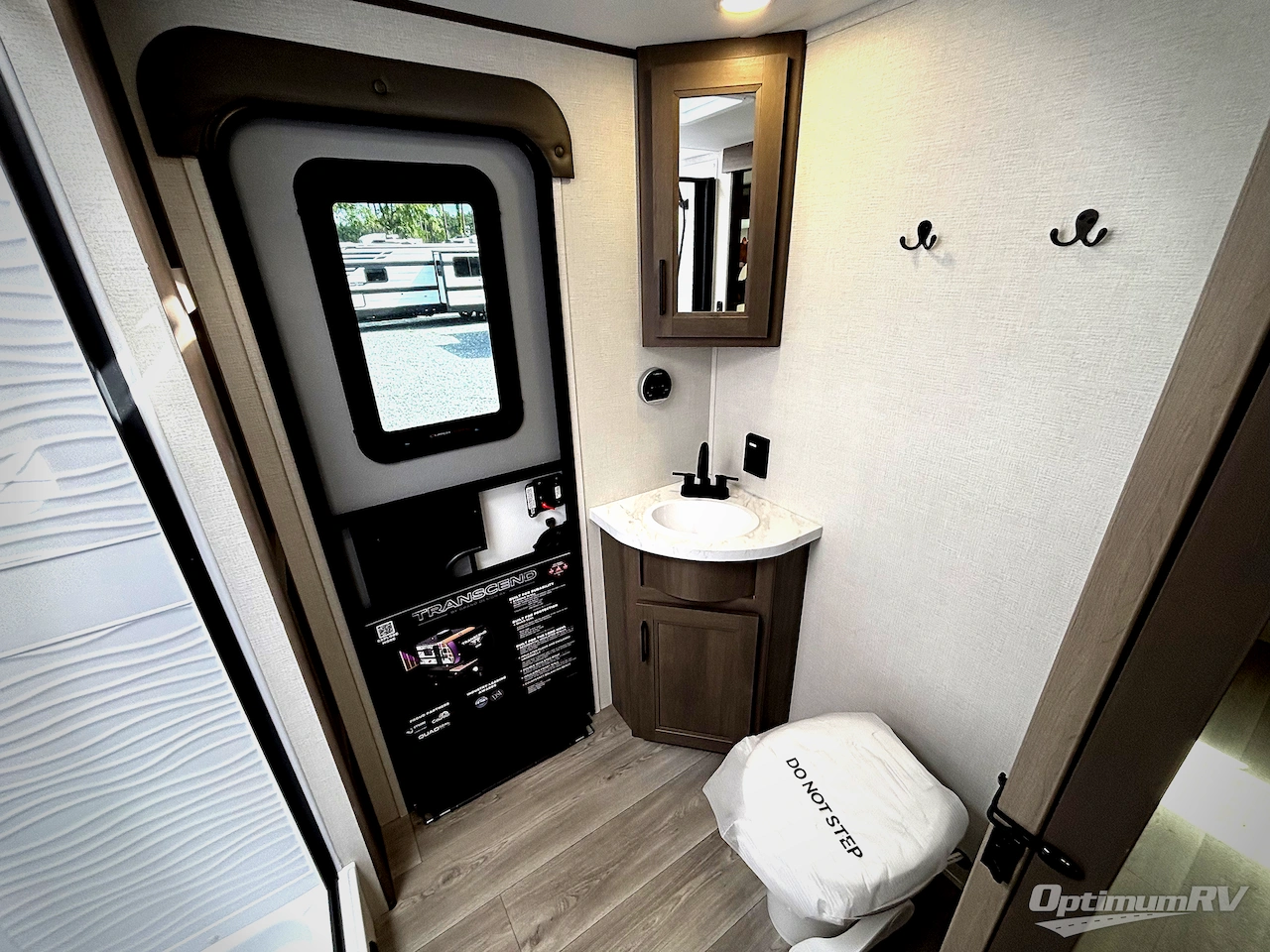 2026 Grand Design Transcend 325BHT Photo 15