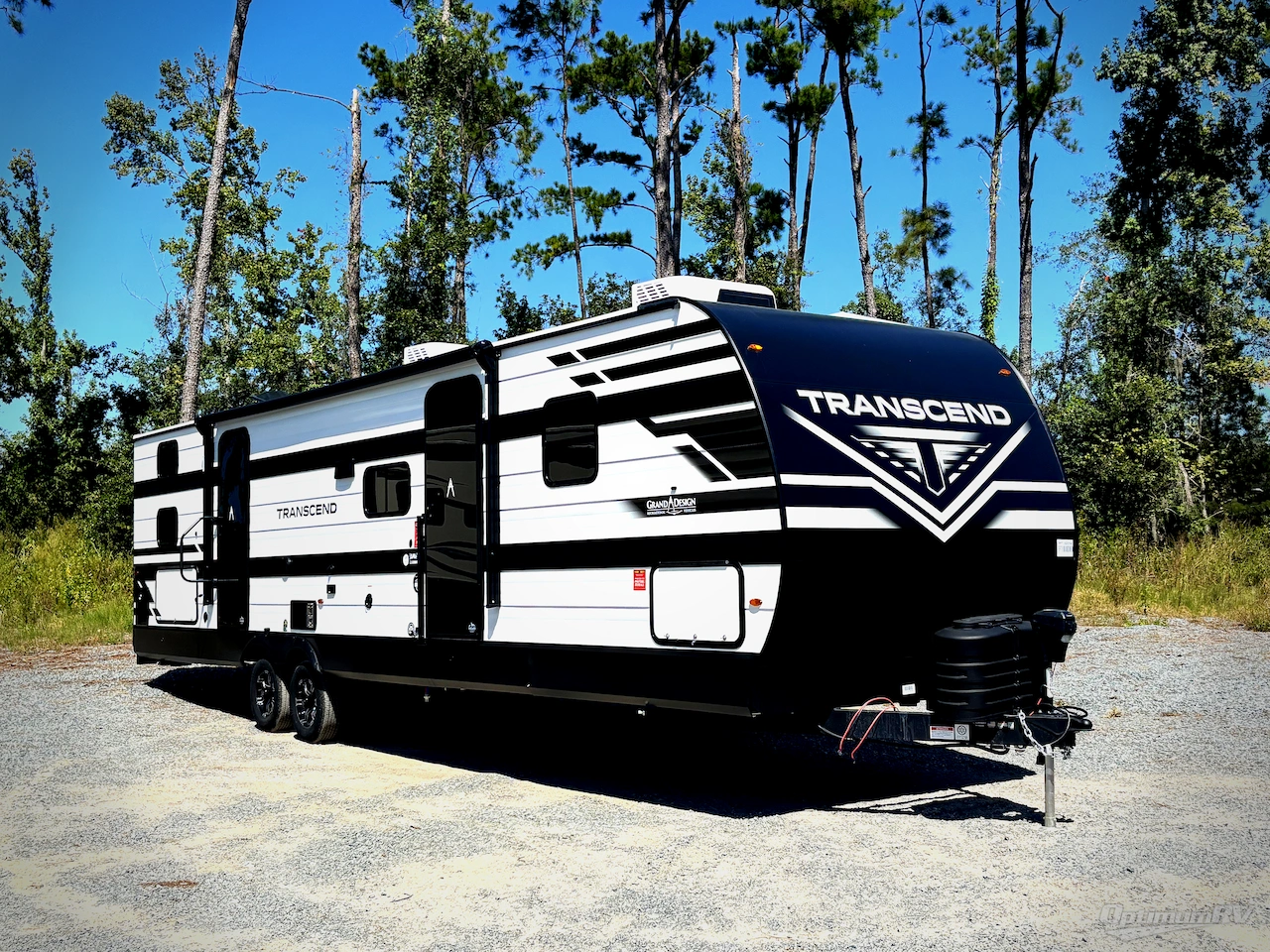 2026 Grand Design Transcend 325BHT Photo 1