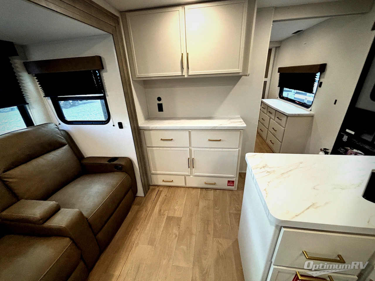 2026 Grand Design Transcend 335BHT Photo 17