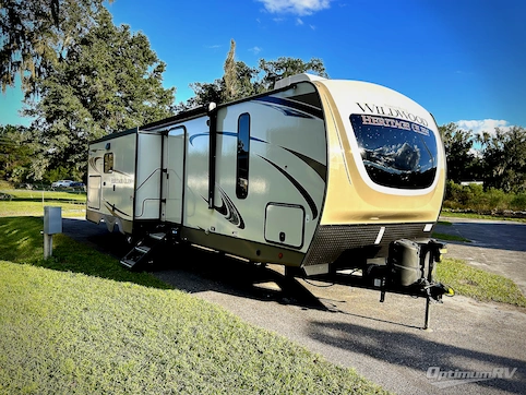 Used 2021 Forest River Wildwood Heritage Glen 273RL Featured Photo