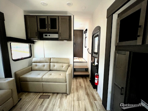 2027 Venture SportTrek Touring Edition STTF353VRK RV Photo 3