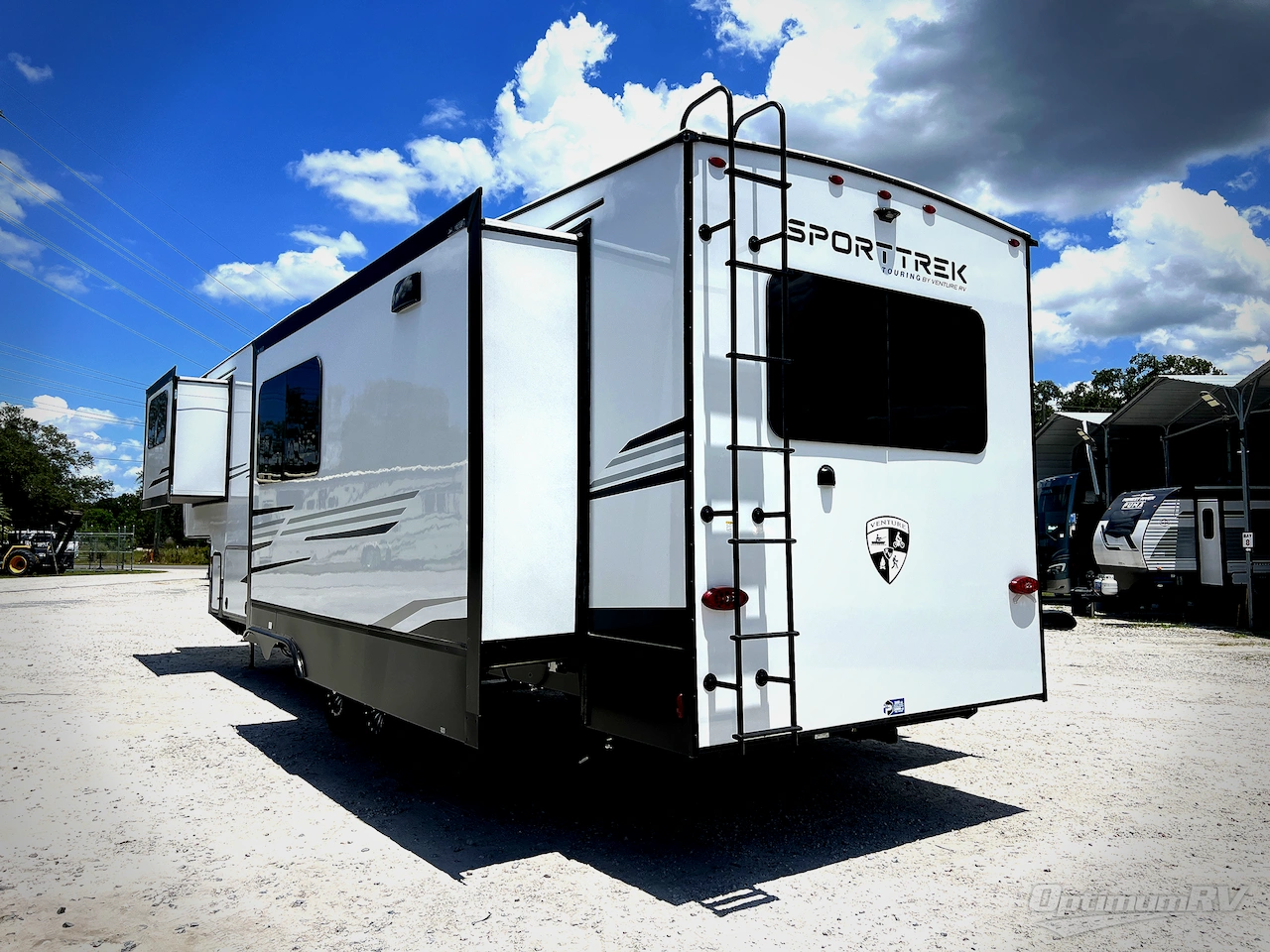 2027 Venture SportTrek Touring Edition STTF353VRK Photo 2