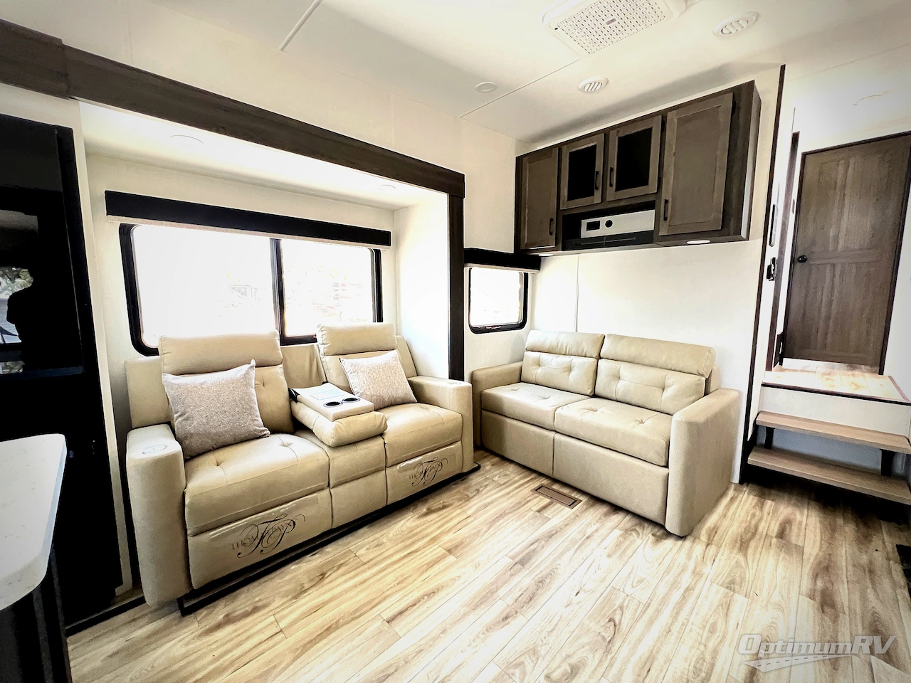 2027 Venture SportTrek Touring Edition STTF353VRK Photo 5