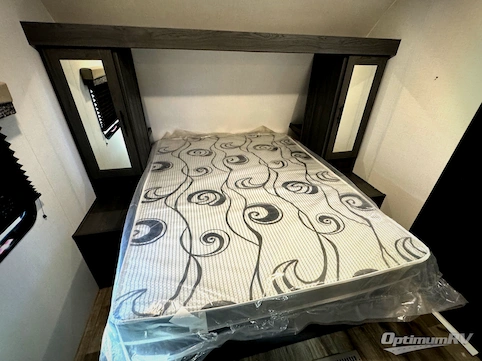 2025 Dutchmen Aspen Trail LE 26RL RV Photo 3