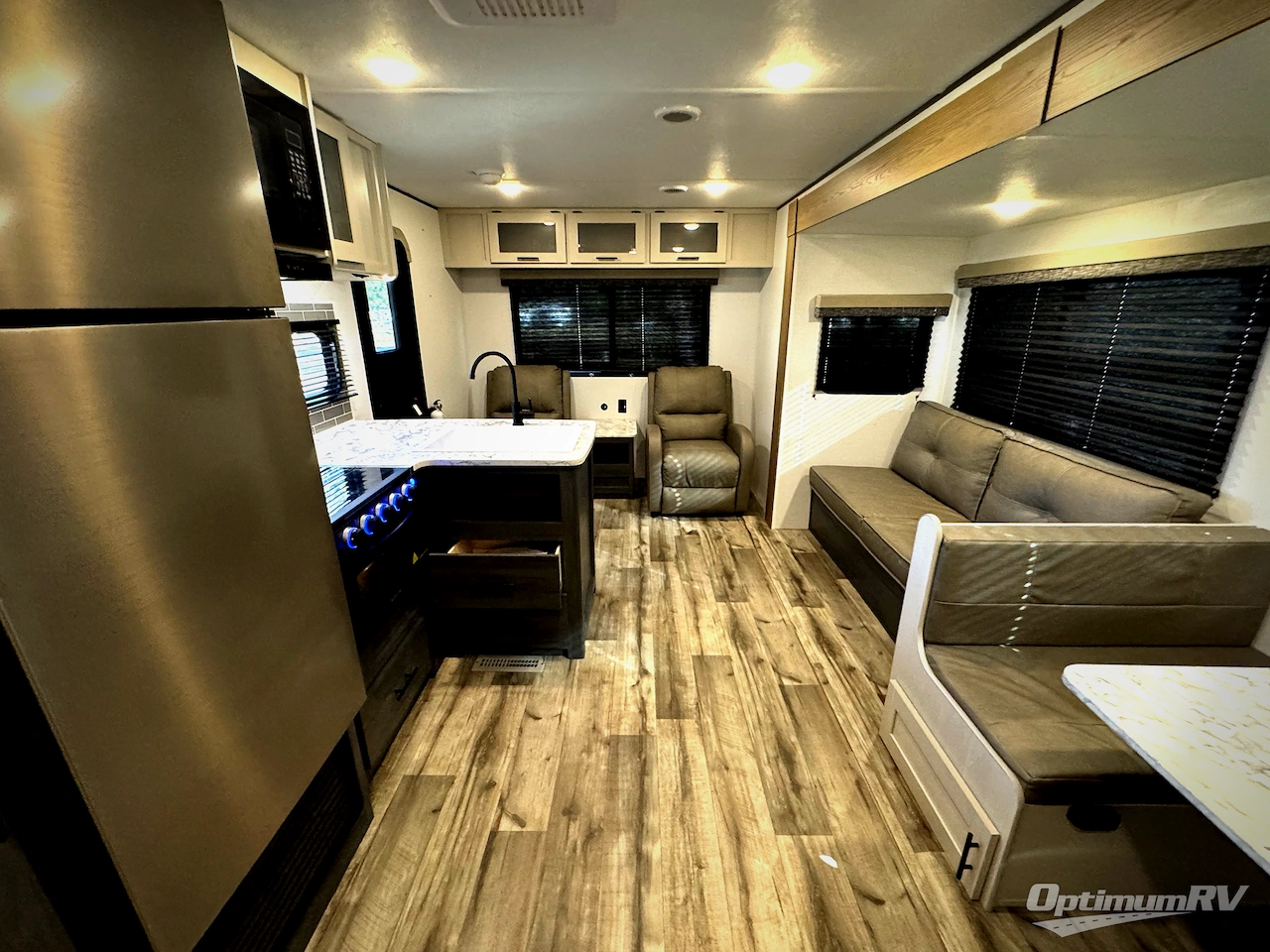 2025 Dutchmen Aspen Trail LE 26RL Photo 4