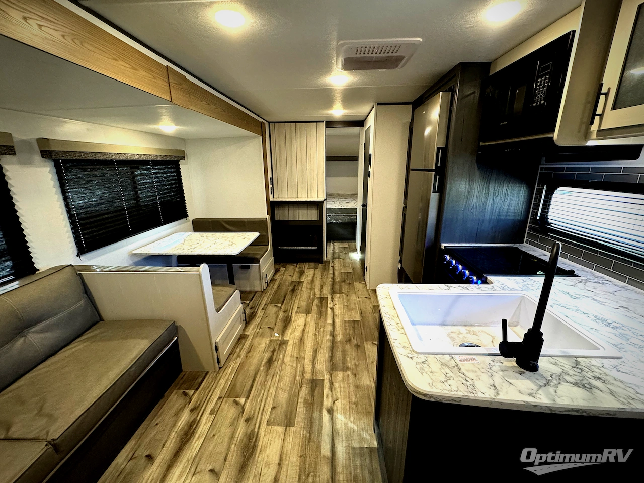 2025 Dutchmen Aspen Trail LE 26RL Photo 5