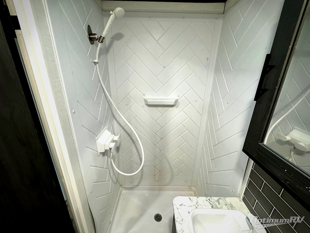 2025 Dutchmen Aspen Trail LE 26RL Photo 9