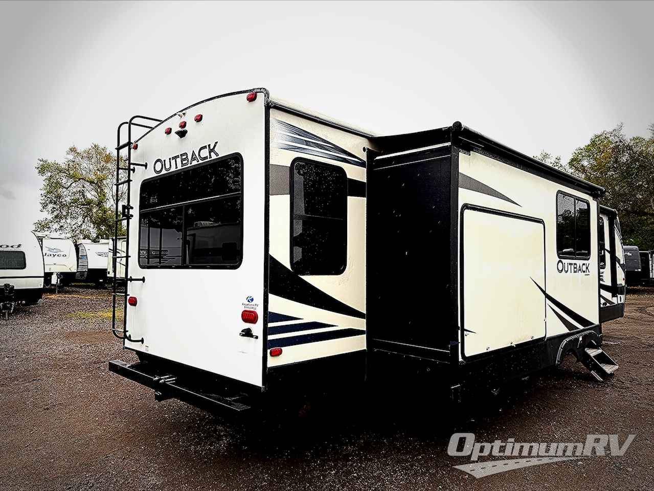 2020 Keystone Outback 330RL Photo 2