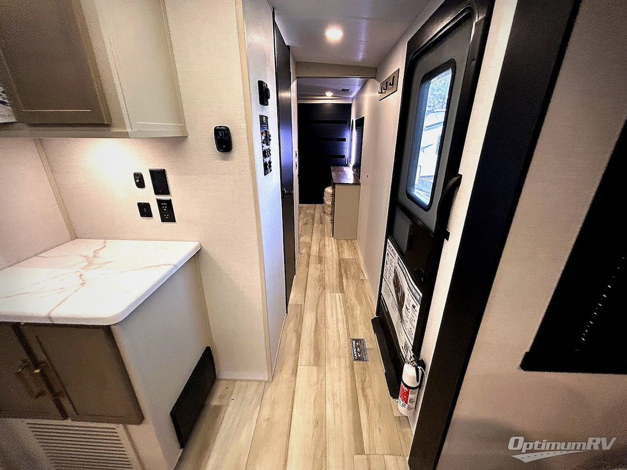 2025 Forest River Salem Hemisphere 308RL Photo 7