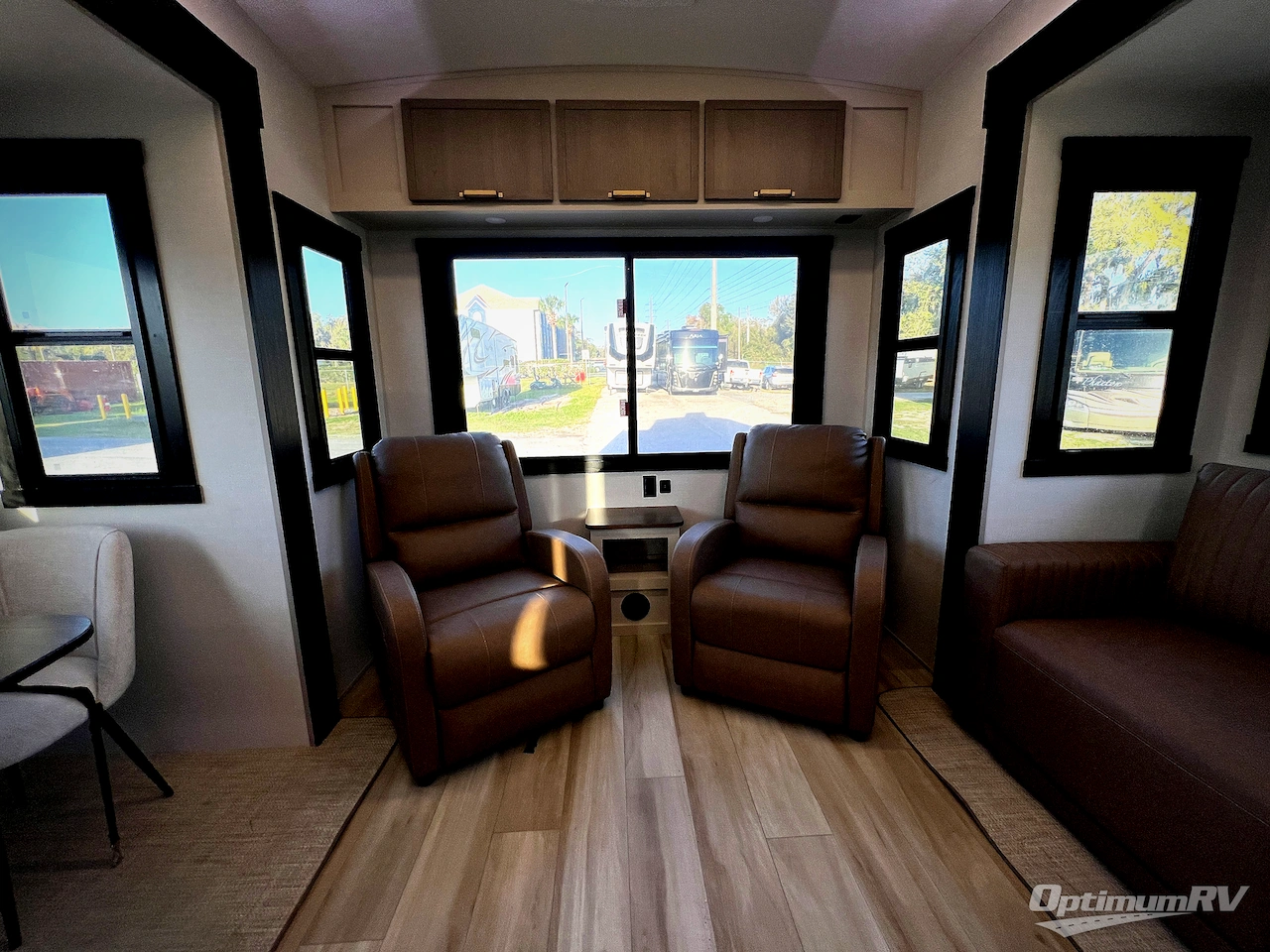 2026 Forest River Salem Hemisphere 286RL Photo 6