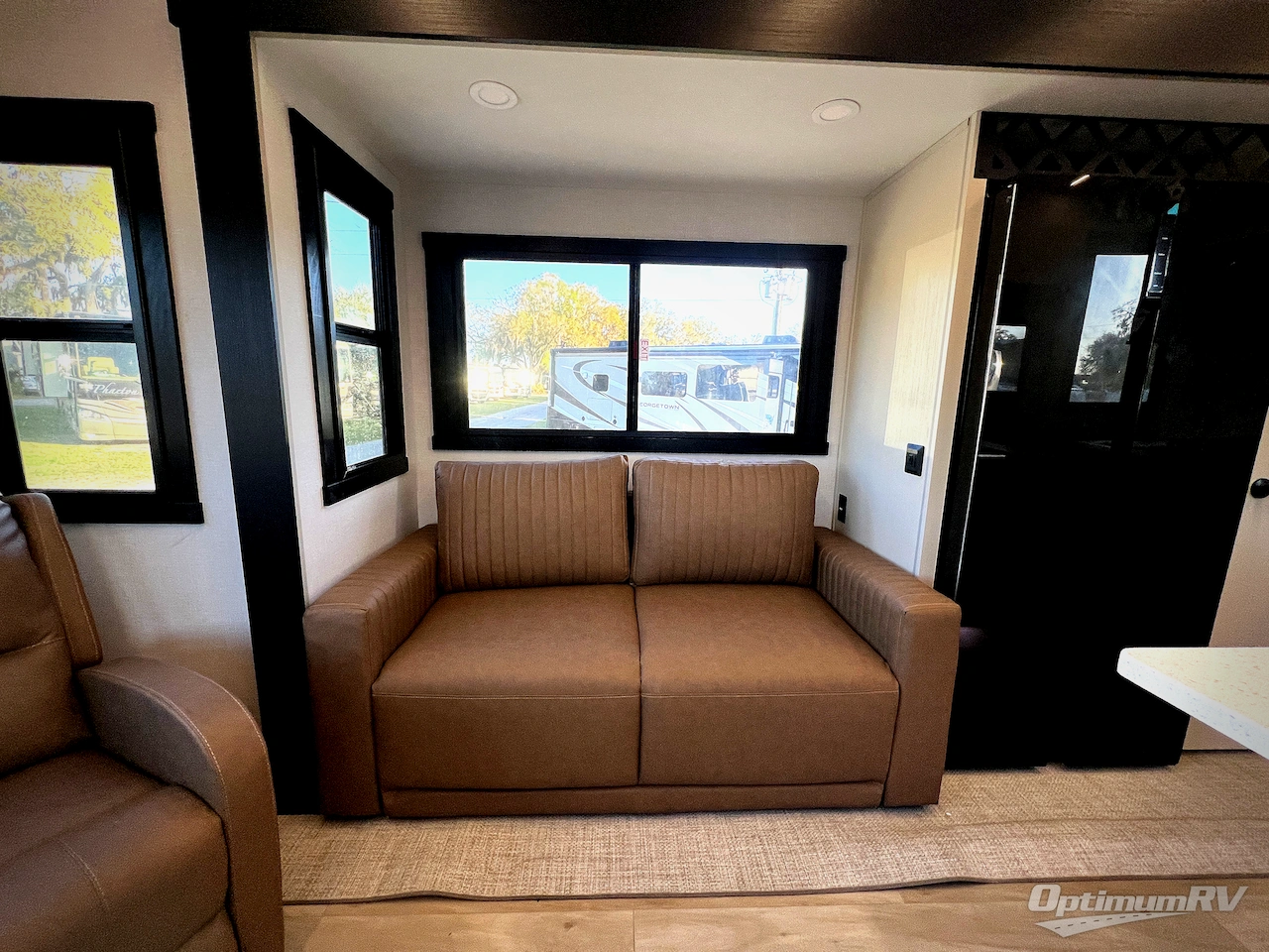 2026 Forest River Salem Hemisphere 286RL Photo 7