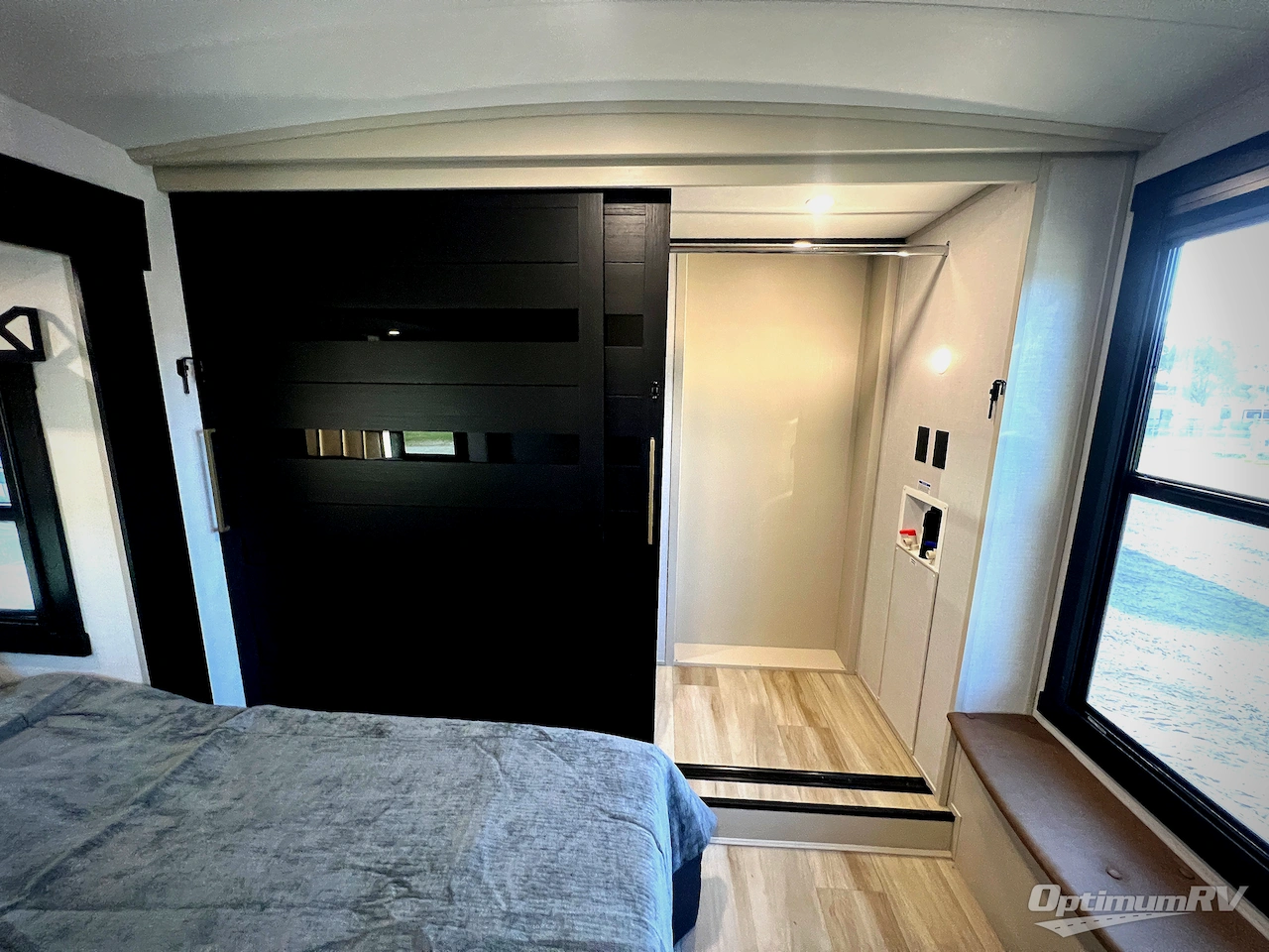 2026 Forest River Salem Hemisphere 286RL Photo 14