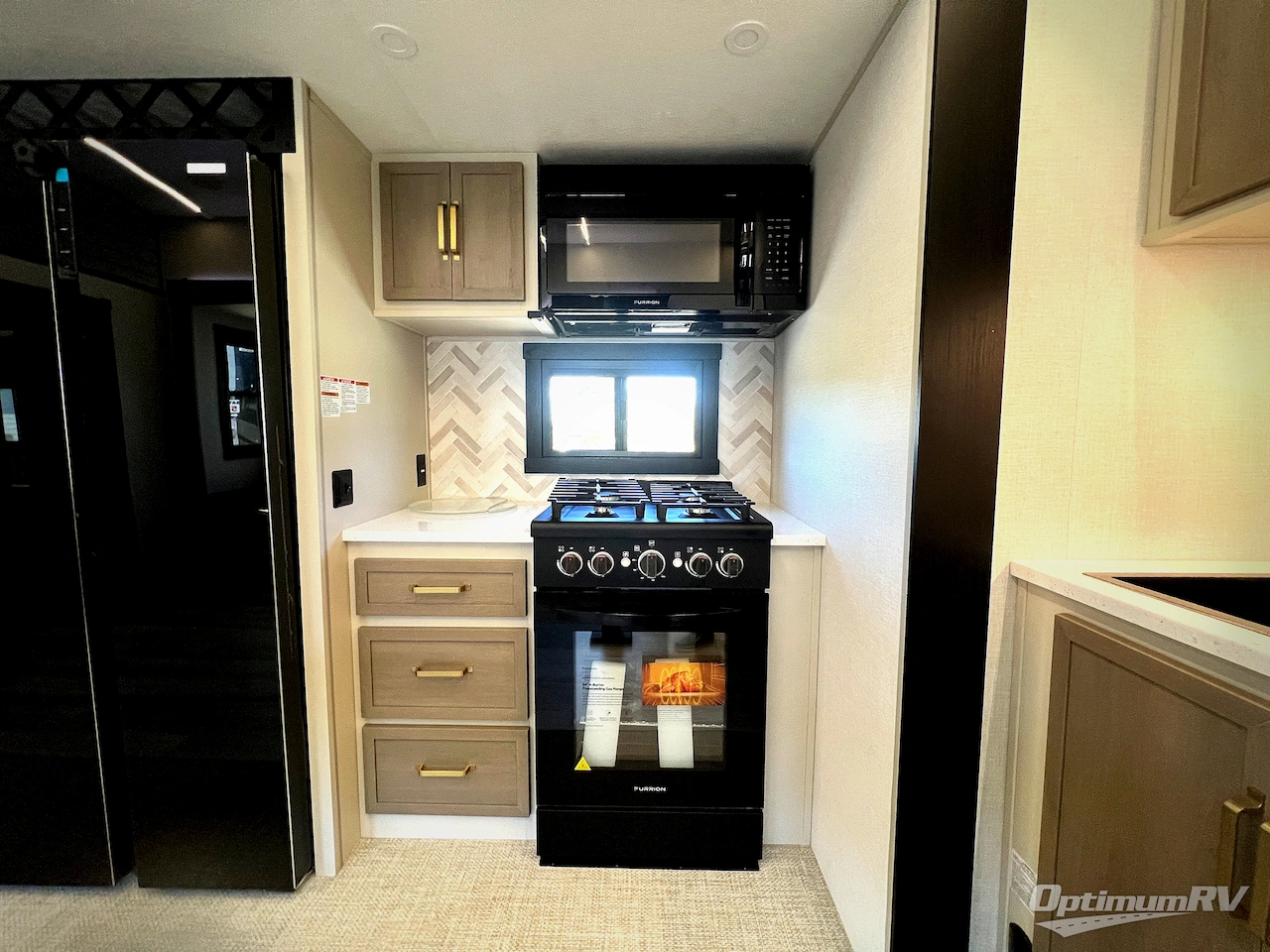 2026 Forest River Salem Hemisphere 376FAM Photo 9