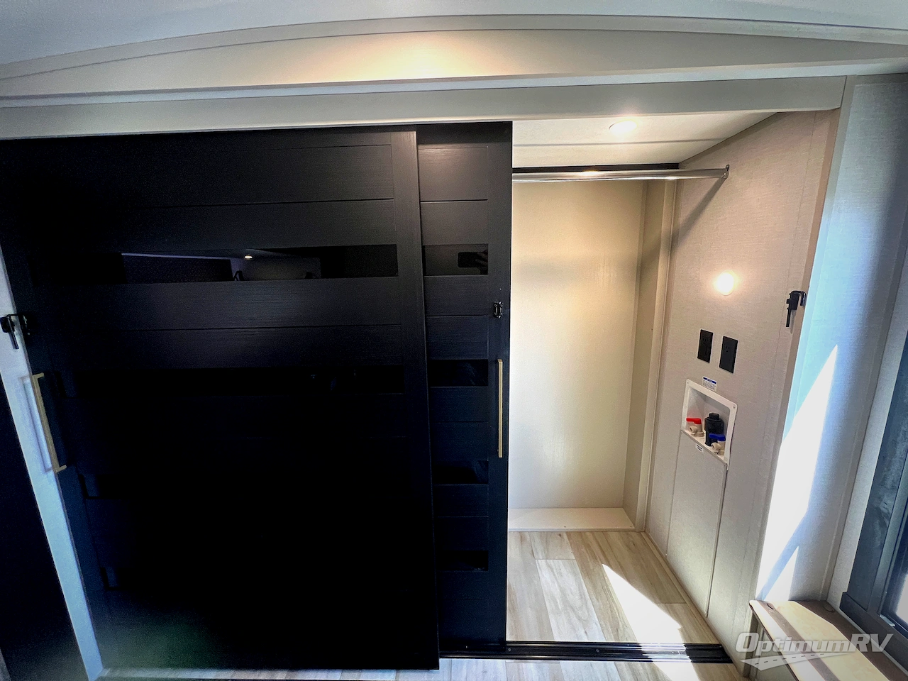 2026 Forest River Salem Hemisphere 376FAM Photo 19