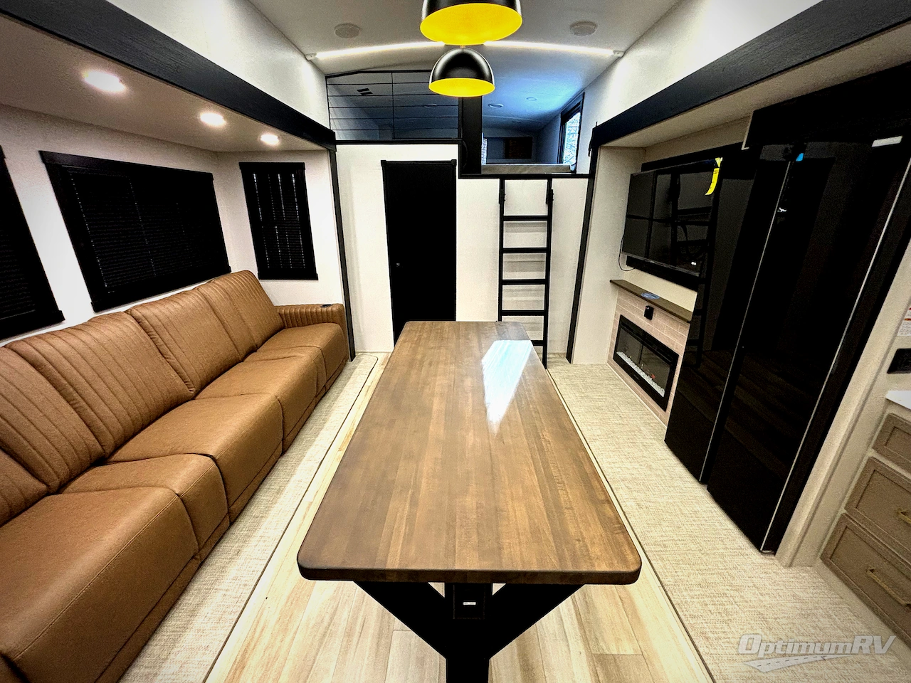 2026 Forest River Salem Hemisphere 376FAM Photo 4