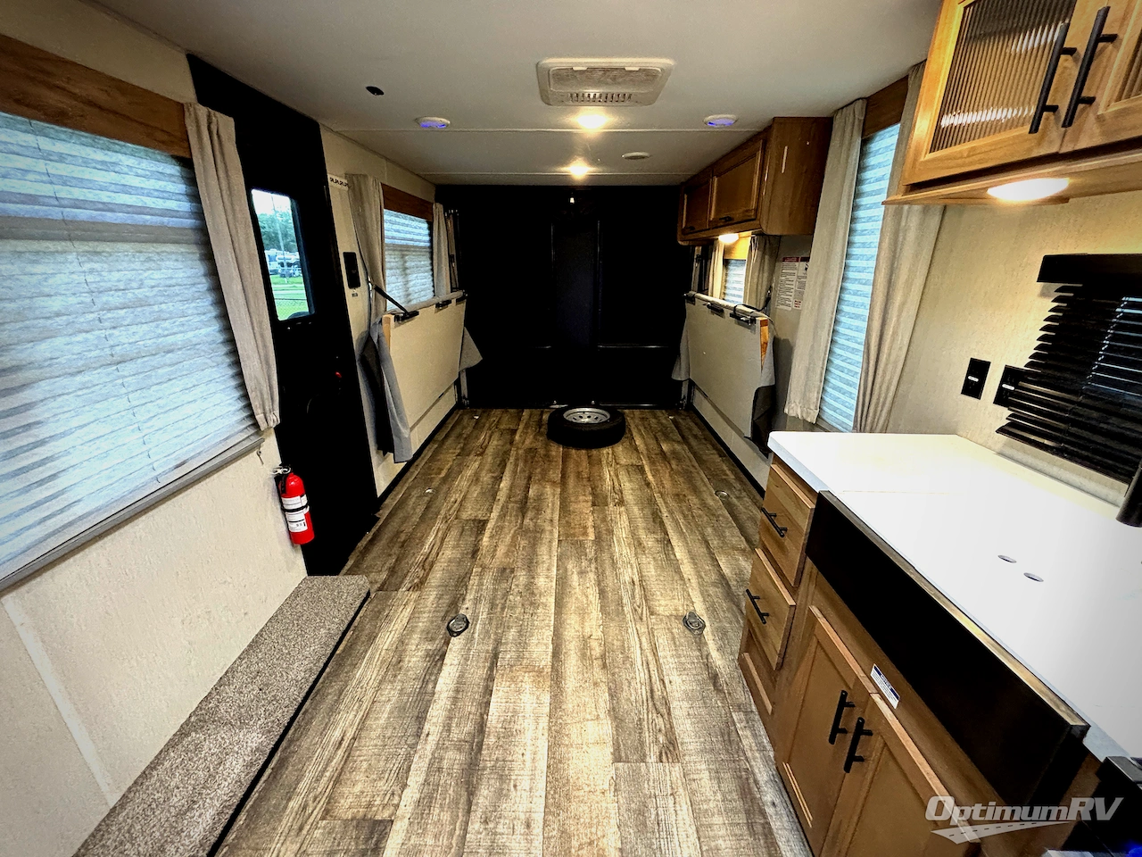 2023 Forest River Cherokee Grey Wolf Black label 26BRBBL Photo 4