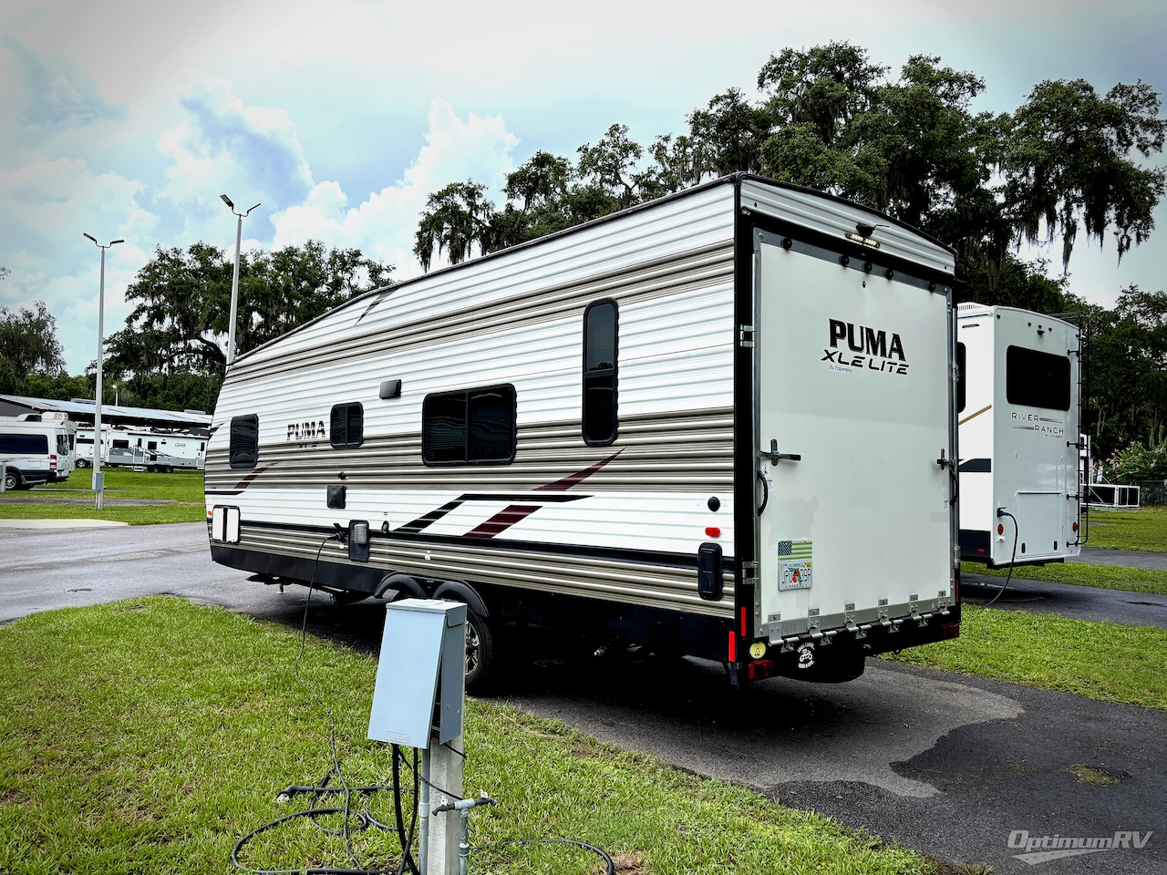 2020 Palomino Puma XLE Lite 25TFC Photo 3