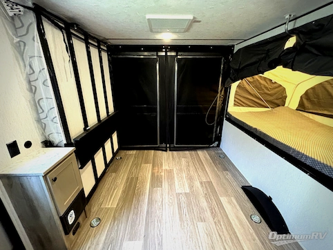 2027 Sunset Park Sun Lite 14TH RV Photo 2