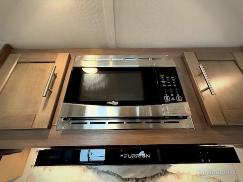 2022 CrossRoads Sunset Trail SS212RB RV Photo 3