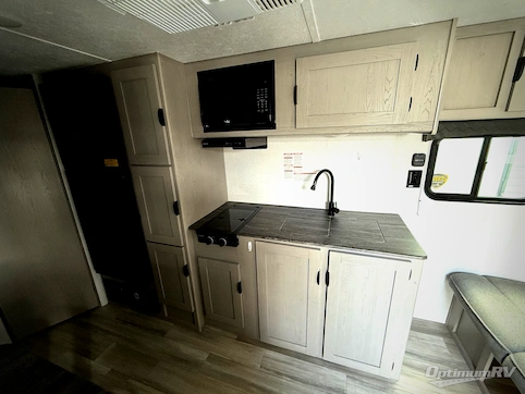 2024 Coachmen Clipper 5K Series 26BH RV Photo 3