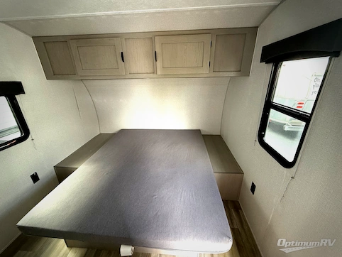 2024 Coachmen Clipper 5K Series 26BH RV Photo 4