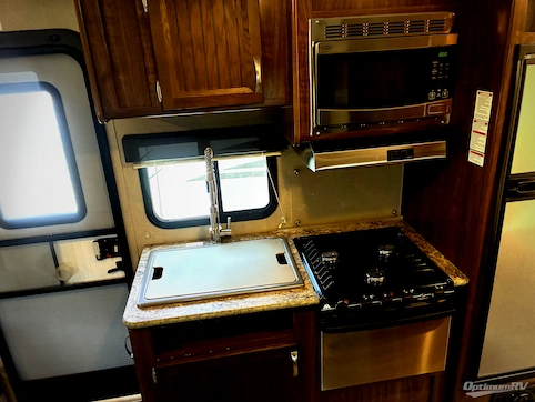 2017 Dutchmen Coleman Light 1805RB RV Photo 4