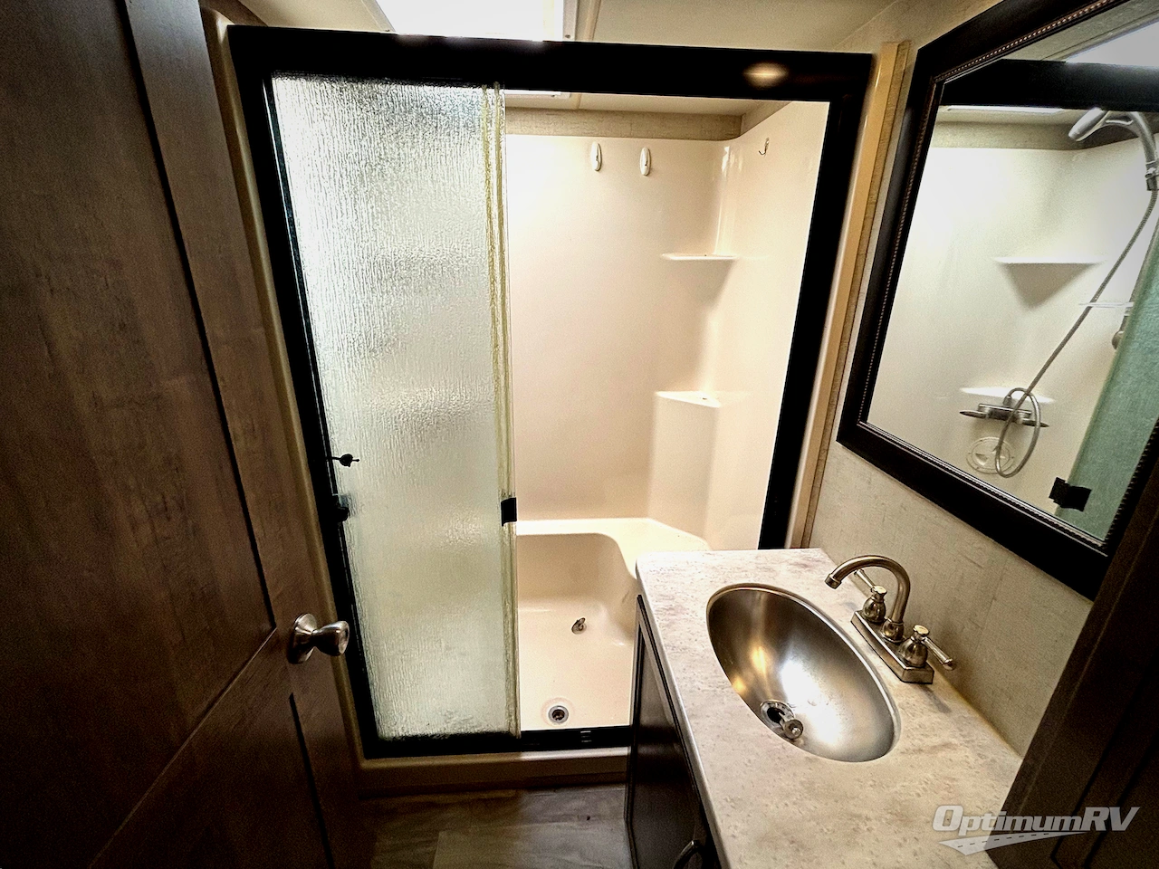 2017 KZ Durango Gold G381REF Photo 12