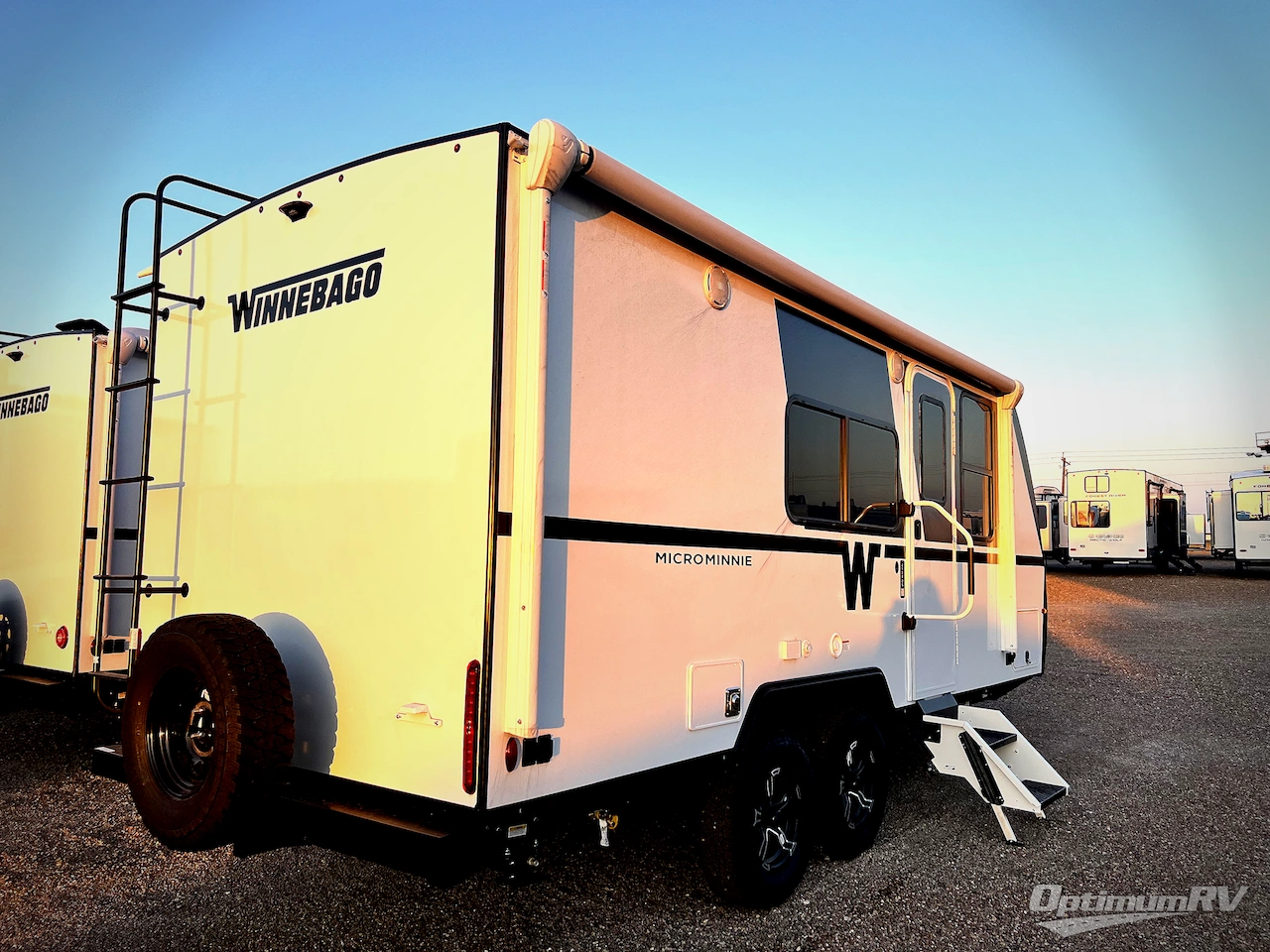 2026 Winnebago Micro Minnie 2108DS Photo 2