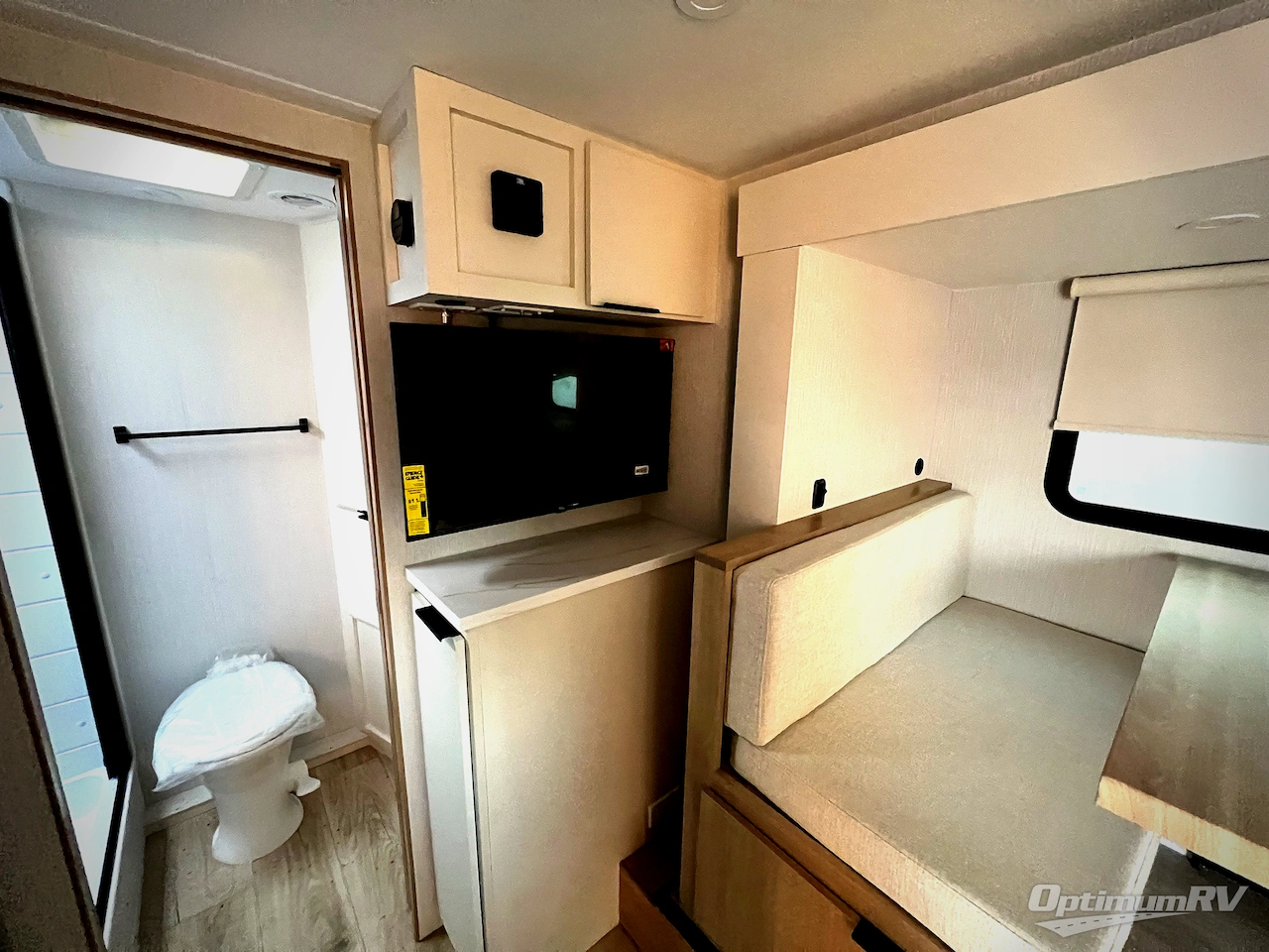 2026 Winnebago Micro Minnie 2108TB Photo 11