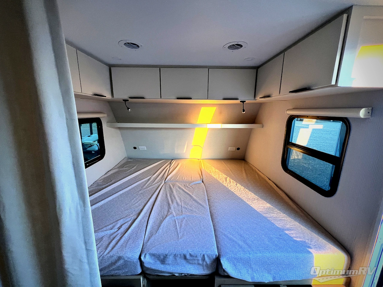 2026 Winnebago Micro Minnie 2108TB Photo 15