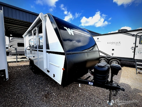 New 2026 Winnebago Micro Minnie 2108FBS Featured Photo