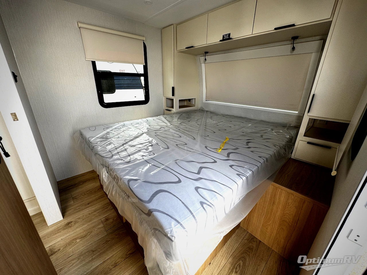 2026 Winnebago Thrive 25RLS Photo 2