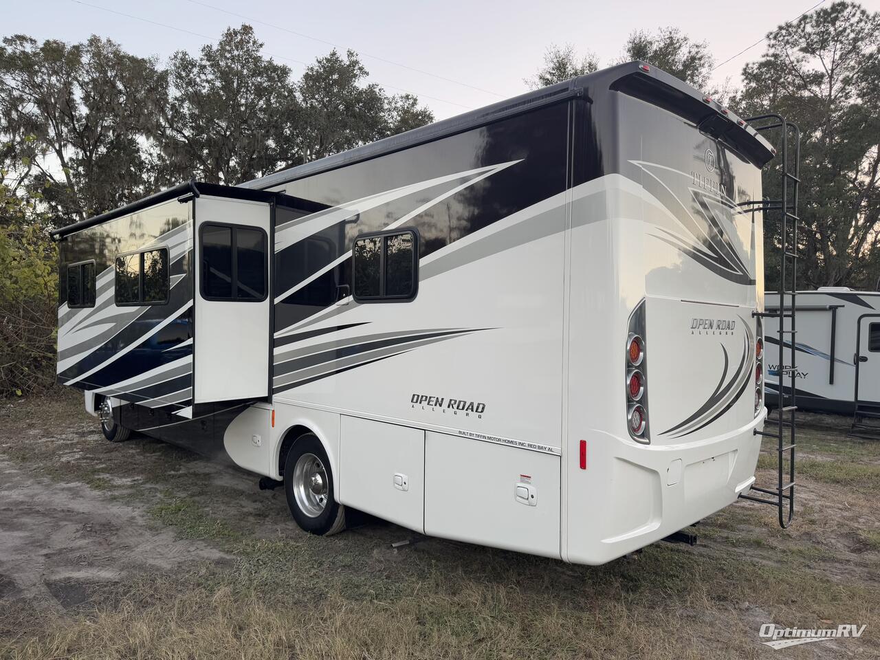 2019 Tiffin Open Road Allegro 32 SA Photo 3