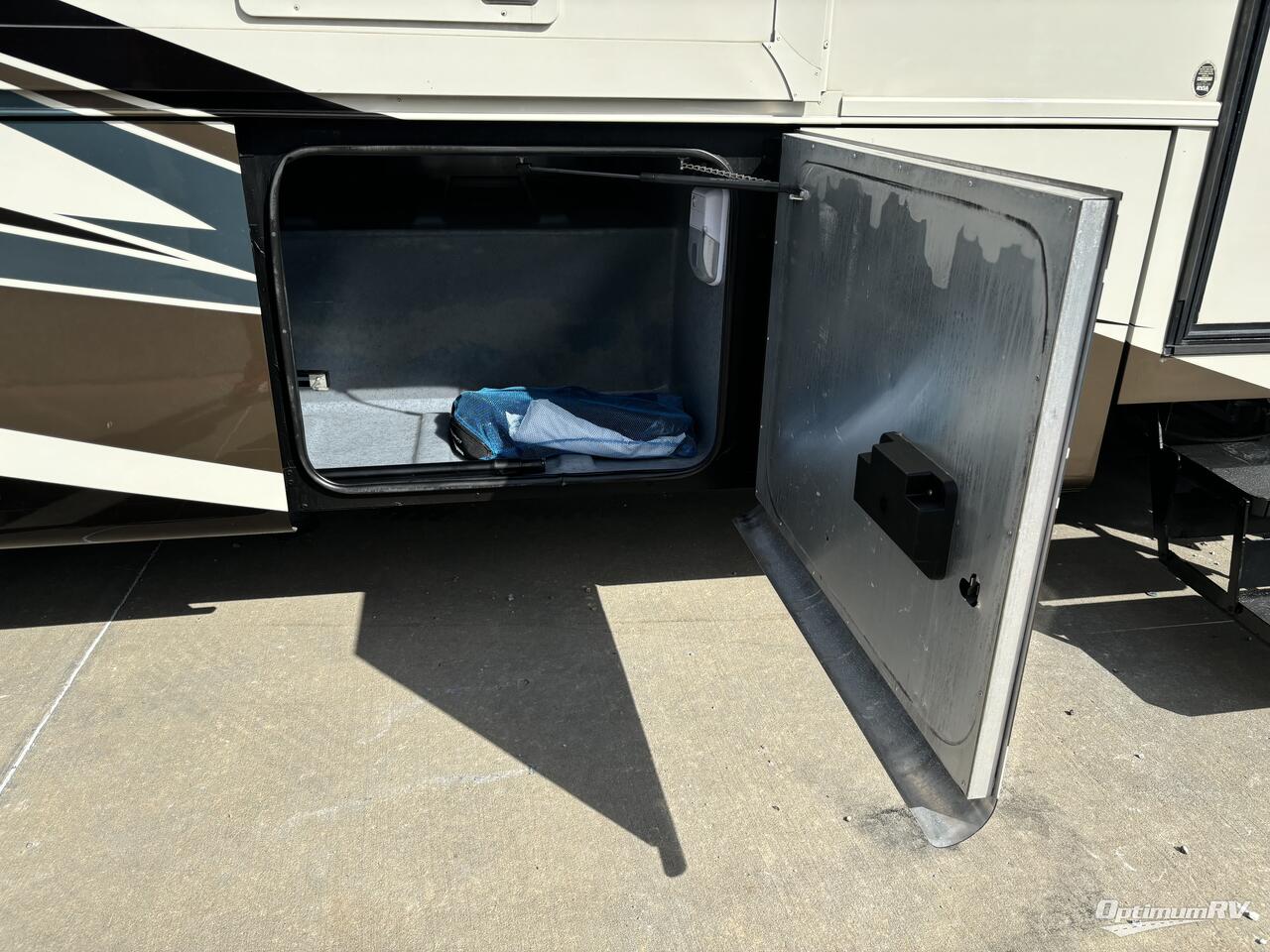 2014 Tiffin Allegro 34TGA Photo 13