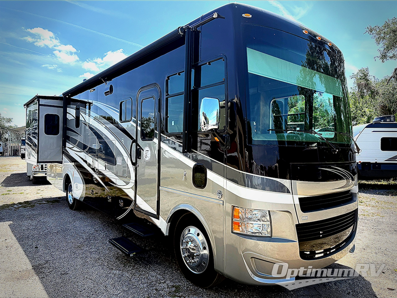 2016 Tiffin Allegro 32 SA Photo 1