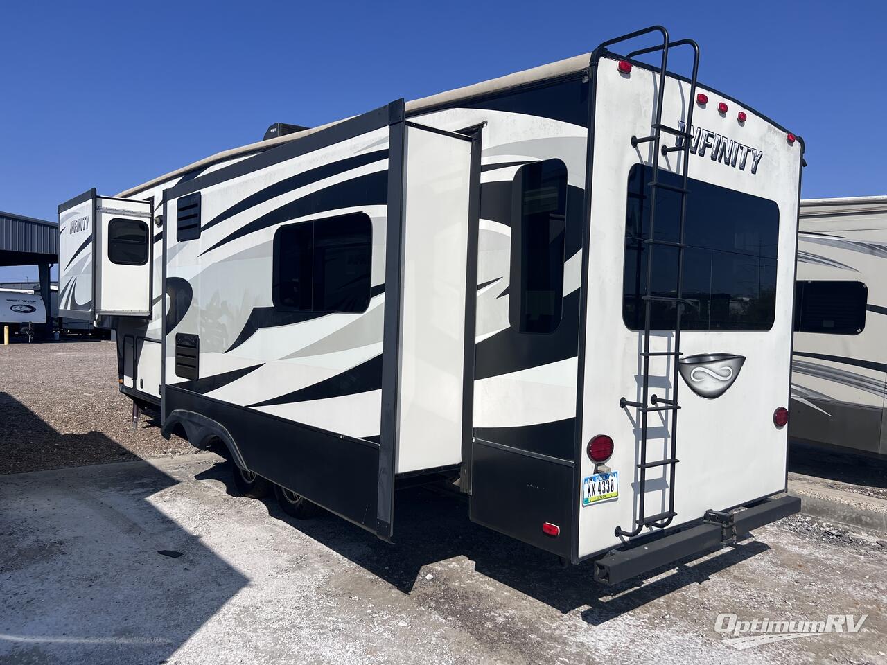 2014 Dutchmen Infinity 3210RE Photo 3